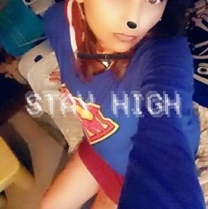 Meet your Posher, Imelda